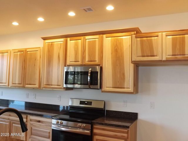 2759 PANTHER Circle, Overgaard, AZ 85933