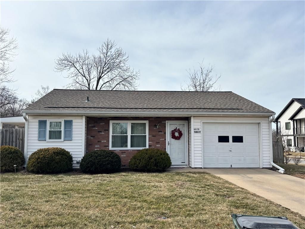 8820 Farley Street, Overland Park, KS 66212