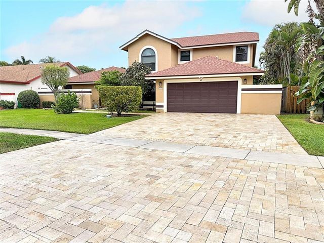 8725 SW 56th Place, Cooper City, FL 33328