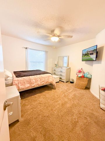 8725 SW 56th Place, Cooper City, FL 33328