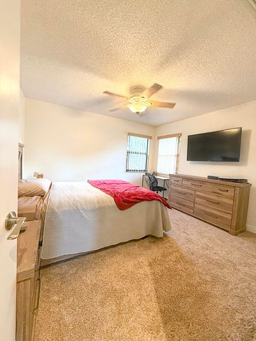 8725 SW 56th Place, Cooper City, FL 33328