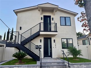 17816 W Bullock, Encino, CA 91316