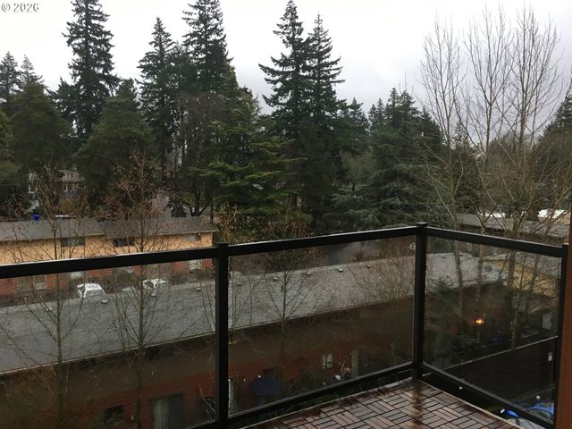 7910 Sw 31ST Ave 306, Portland, OR 97219