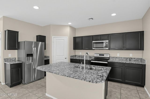 3021 S 78TH Drive, Phoenix, AZ 85043