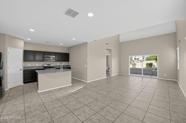 3021 S 78TH Drive, Phoenix, AZ 85043