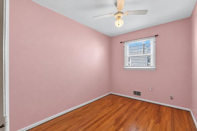 68 EAST 23RD ST, Bayonne, NJ 07002