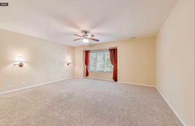 11 Beaconsfield Court, Lincolnshire, IL 60069