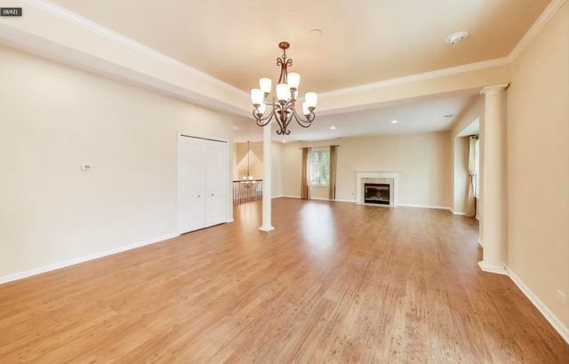 11 Beaconsfield Court, Lincolnshire, IL 60069