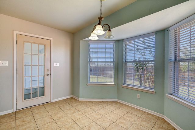 6910 Sayle Street, Greenville, TX 75402