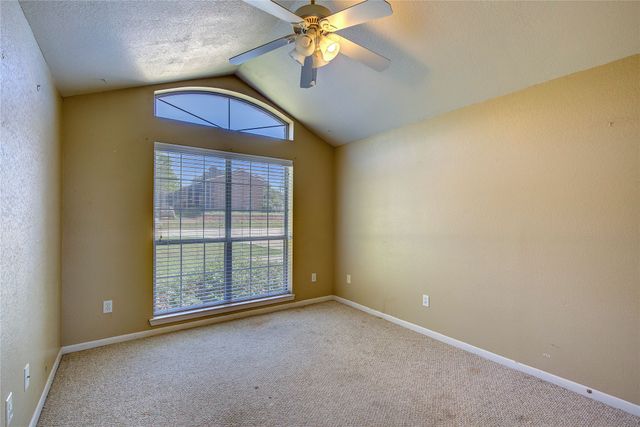 6910 Sayle Street, Greenville, TX 75402