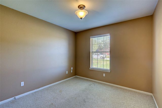 6910 Sayle Street, Greenville, TX 75402