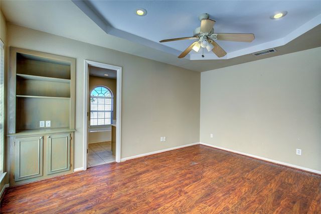 6910 Sayle Street, Greenville, TX 75402