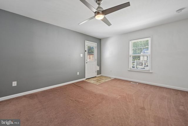 134 E 11TH AVE, Pine Hill, NJ 08021