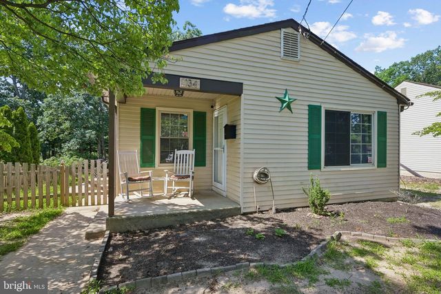 134 E 11TH AVE, Pine Hill, NJ 08021