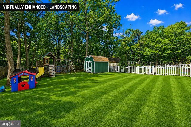 134 E 11TH AVE, Pine Hill, NJ 08021