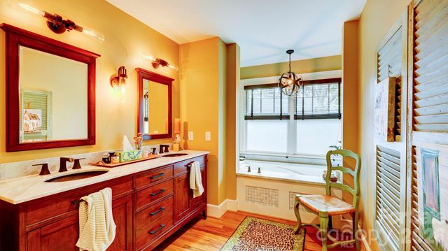 2905 Clover Road, Charlotte, NC 28211