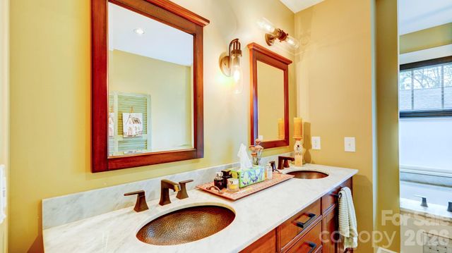 2905 Clover Road, Charlotte, NC 28211