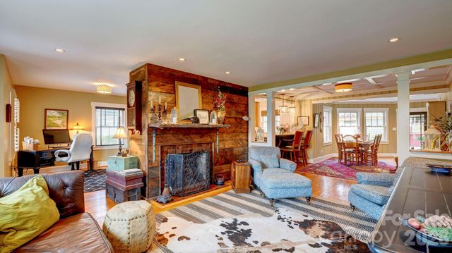 2905 Clover Road, Charlotte, NC 28211