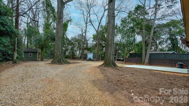 2905 Clover Road, Charlotte, NC 28211