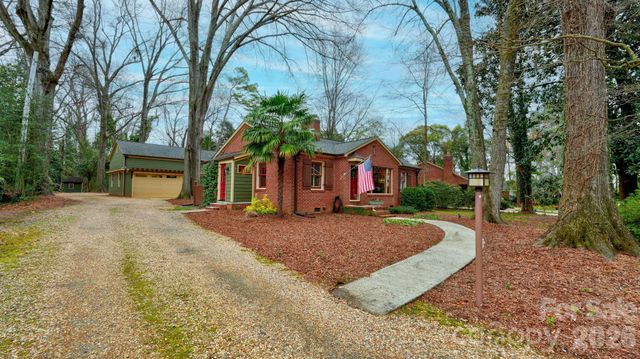 2905 Clover Road, Charlotte, NC 28211