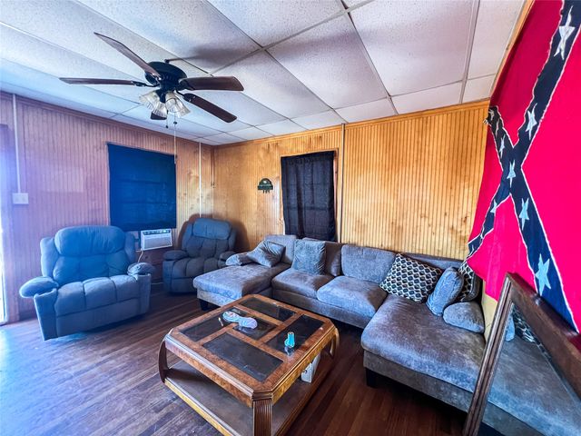 428 E 8th Street, Aspermont, TX 79502