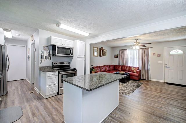 311 Wildwood Drive, Dallas, GA 30132