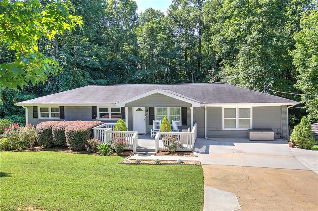 311 Wildwood Drive, Dallas, GA 30132