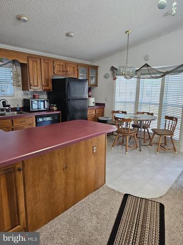 136 SALT SPRAY DR, Berlin, MD 21811