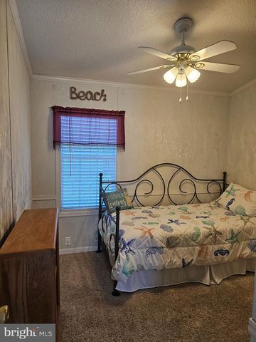 136 SALT SPRAY DR, Berlin, MD 21811