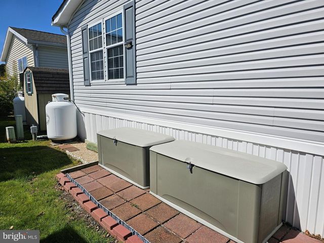 136 SALT SPRAY DR, Berlin, MD 21811