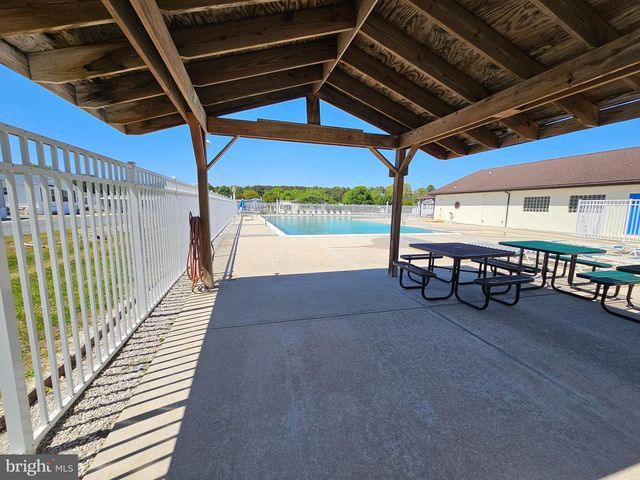 136 SALT SPRAY DR, Berlin, MD 21811