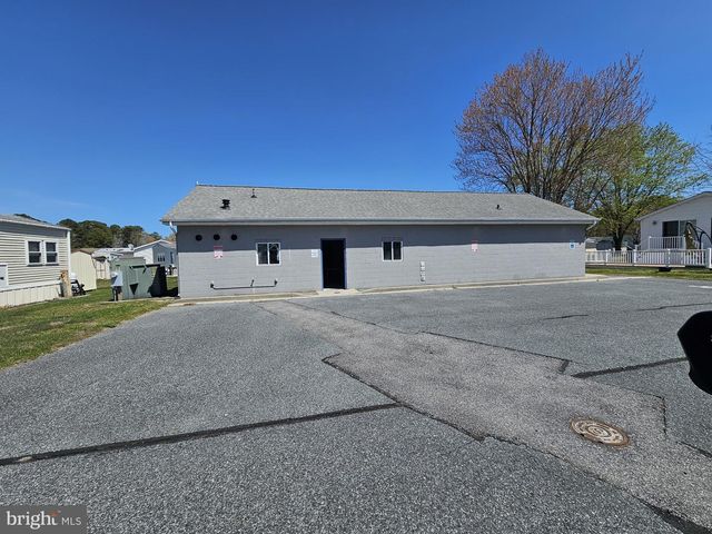 136 SALT SPRAY DR, Berlin, MD 21811