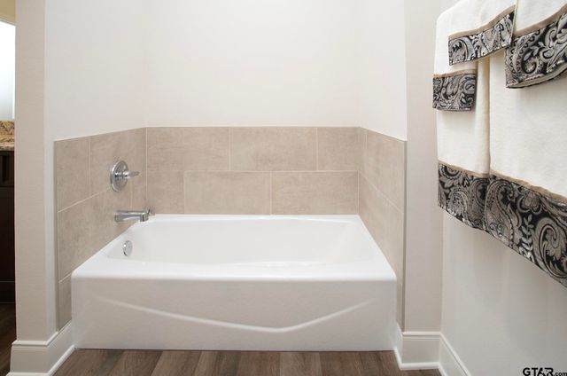 6143 Hamilton Meadows Way, Tyler, TX 75703