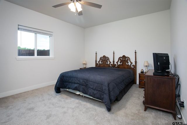 6143 Hamilton Meadows Way, Tyler, TX 75703
