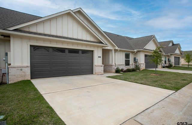 6143 Hamilton Meadows Way, Tyler, TX 75703