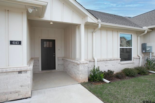 6143 Hamilton Meadows Way, Tyler, TX 75703
