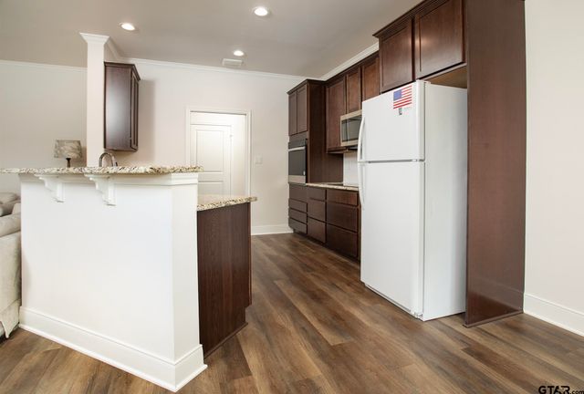 6143 Hamilton Meadows Way, Tyler, TX 75703