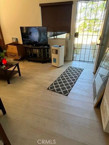 43008 39th W, Lancaster, CA 93536