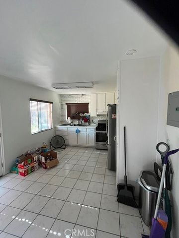 43008 39th W, Lancaster, CA 93536