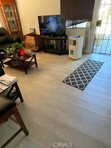 43008 39th W, Lancaster, CA 93536