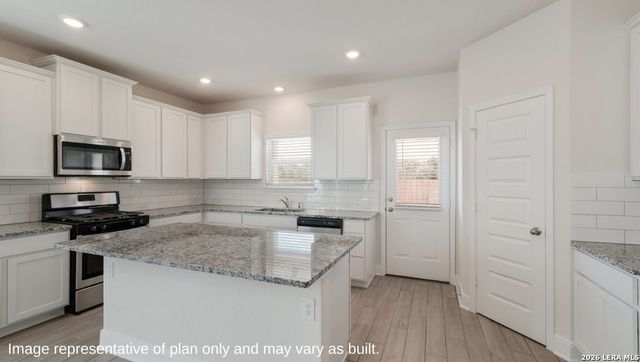 213 Rolling River, Cibolo, TX 78108