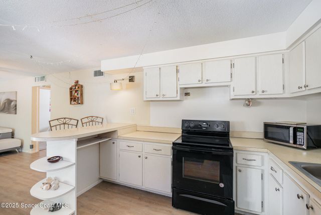 277 S Brevard Avenue, 2-4, Cocoa Beach, FL 32931