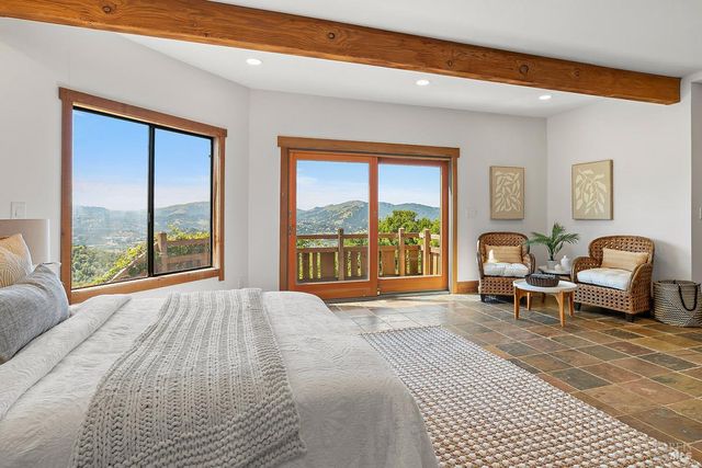 1100 Bayhills Dr, San Rafael, CA 94903