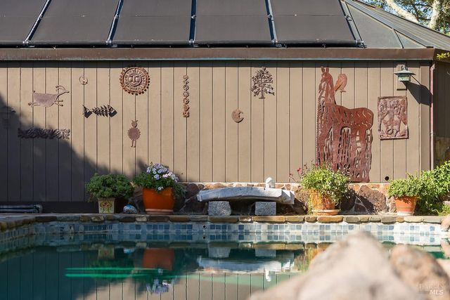 1100 Bayhills Dr, San Rafael, CA 94903