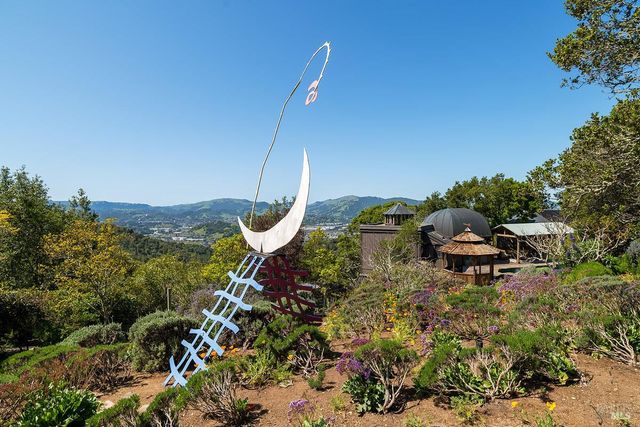 1100 Bayhills Dr, San Rafael, CA 94903