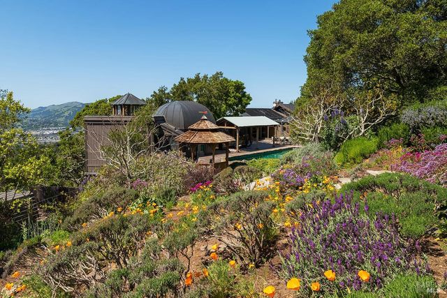 1100 Bayhills Dr, San Rafael, CA 94903