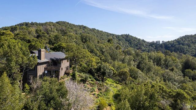 1100 Bayhills Dr, San Rafael, CA 94903