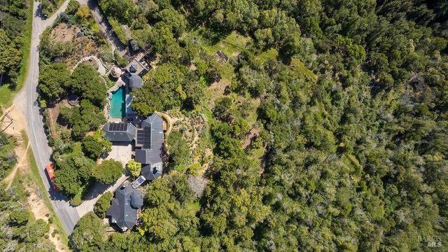 1100 Bayhills Dr, San Rafael, CA 94903