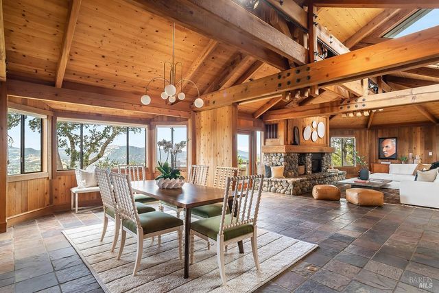 1100 Bayhills Dr, San Rafael, CA 94903