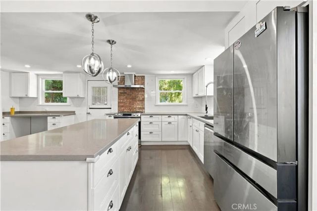 380 10th St, West, San Pedro, CA 90731